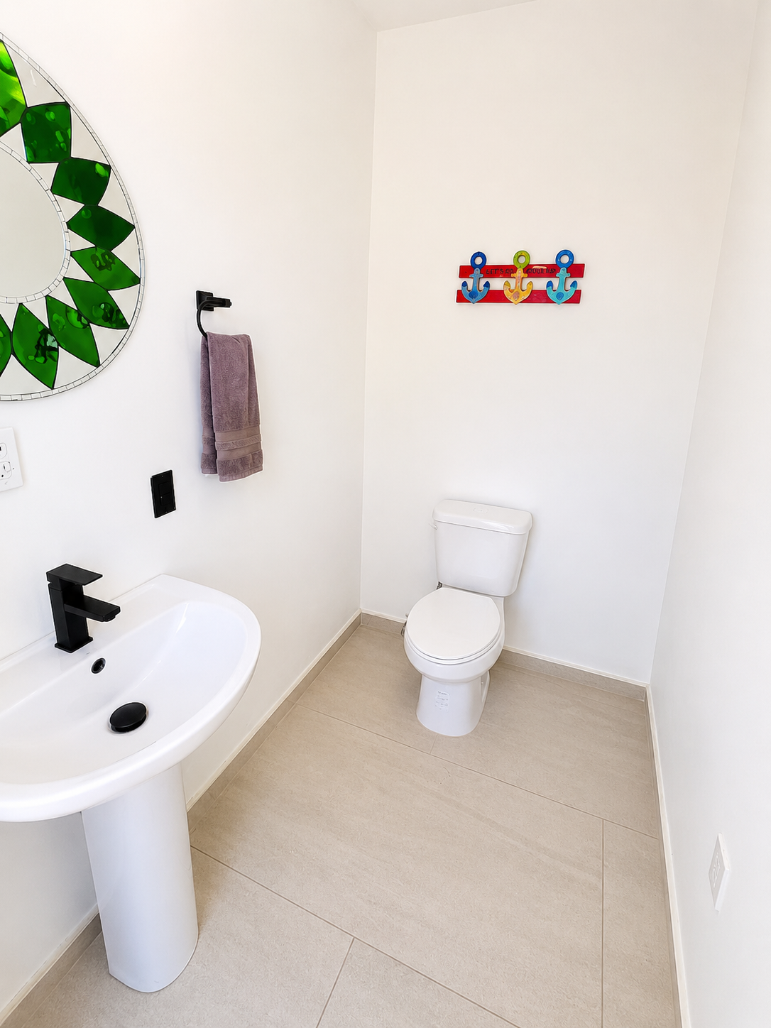 Casa Tranquila poolside half bath